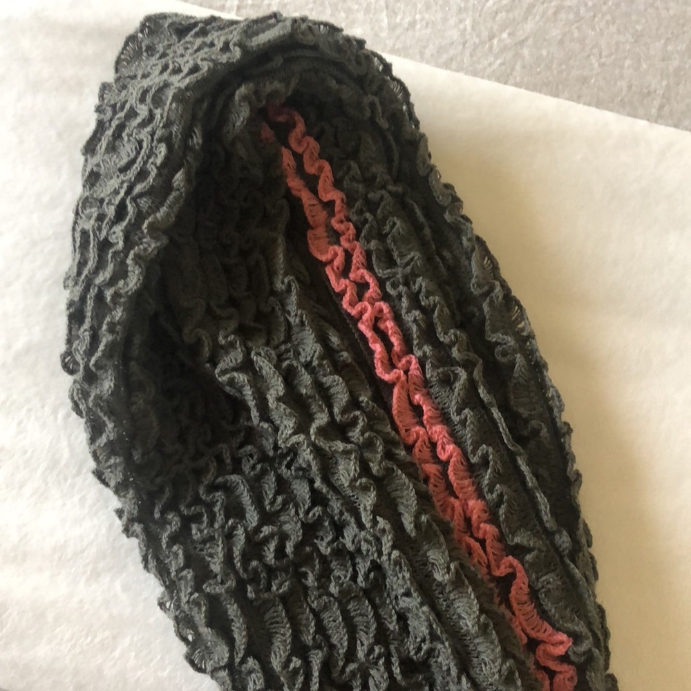 Infinity scarf - Picture 3 of 3